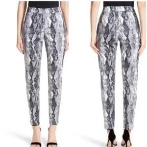 St. John Black and Gray Patterned Leggings
